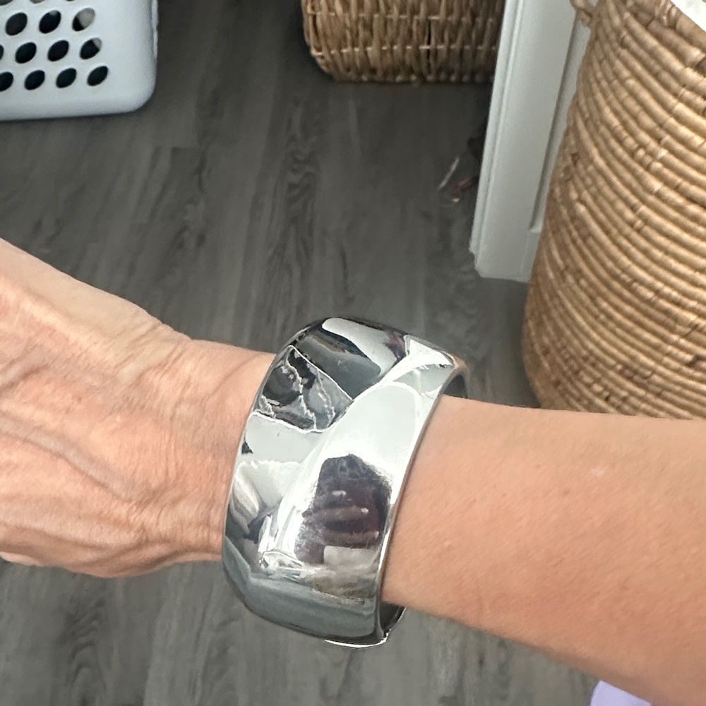 Silver Chunky Statement Bracelet Bangle - image 1